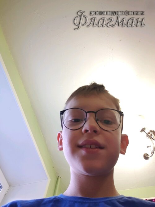 7c7c7c29.ID Photo.045300